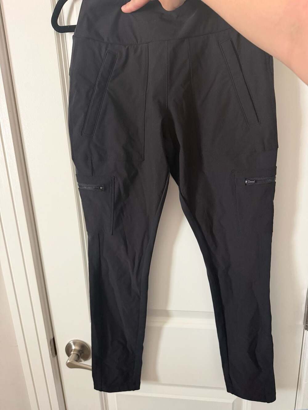 Athleta Headlands Hybrid Cargo Tight Size 2P